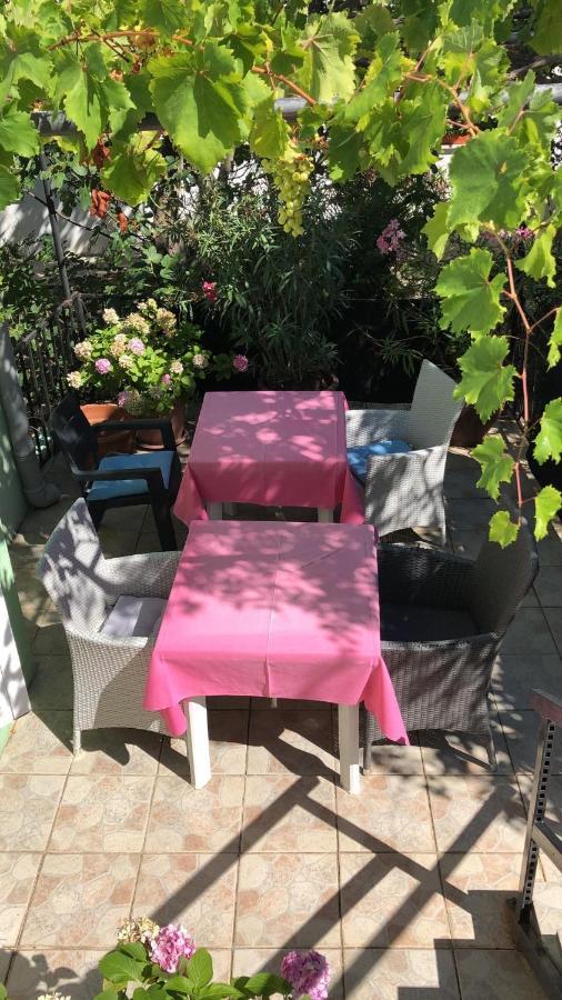 Alaburic Rooms & Apartment Mali Lošinj Esterno foto