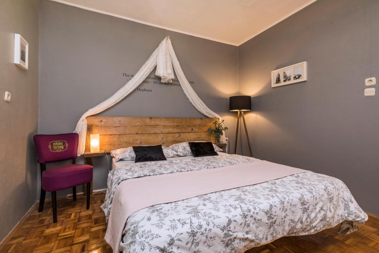 Alaburic Rooms & Apartment Mali Lošinj Esterno foto